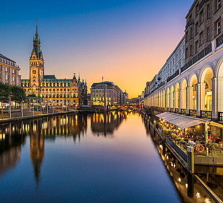 bAV Berater in Hamburg – Expertise für Ihre betriebliche Altersvorsorge