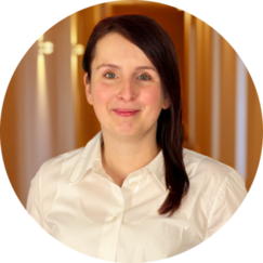 Mitarbeiterin Marketing BRANDCONSULT