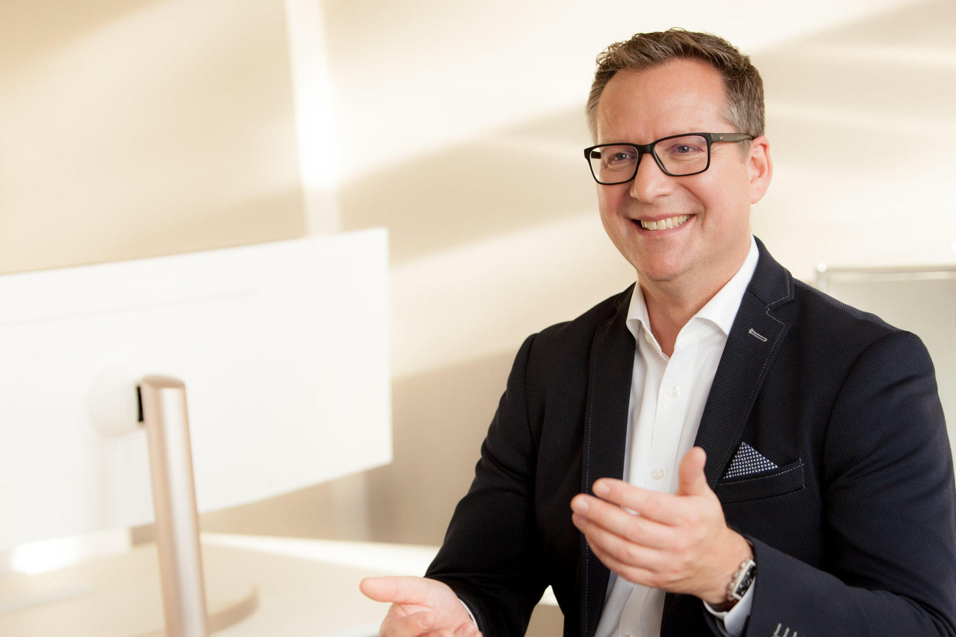 Andreas Brand der Berater für die nachhaltige bAV Andreas Brand der Berater für die nachhaltige bAV